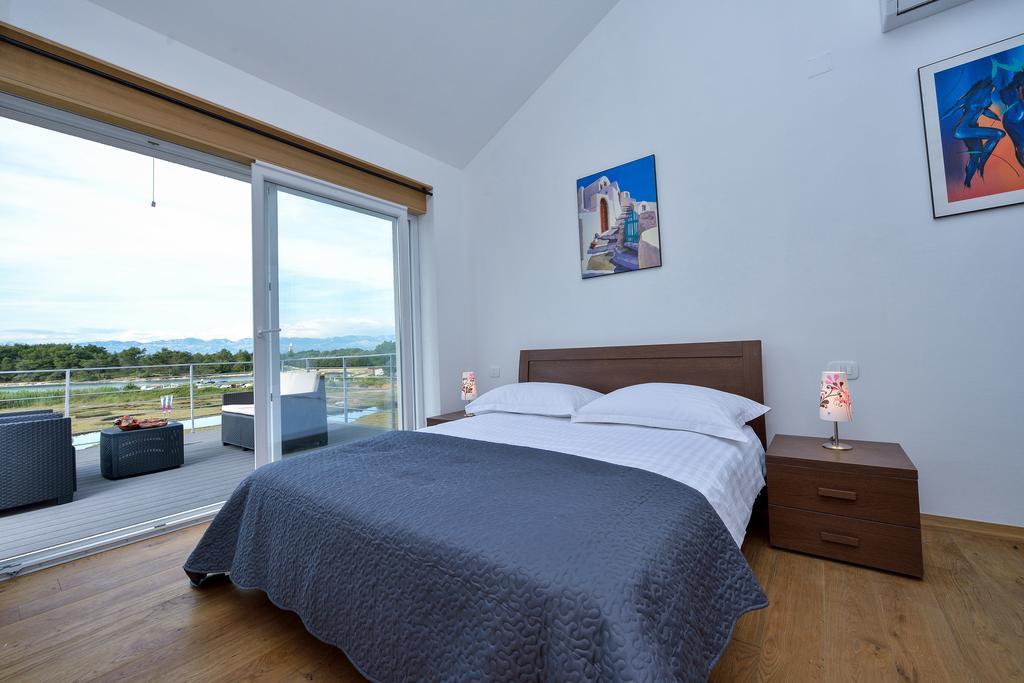 Amazing Villa Ele Затон Экстерьер фото